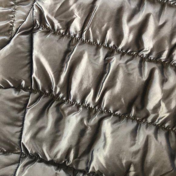 North face green jacket - Picture 11 of 13